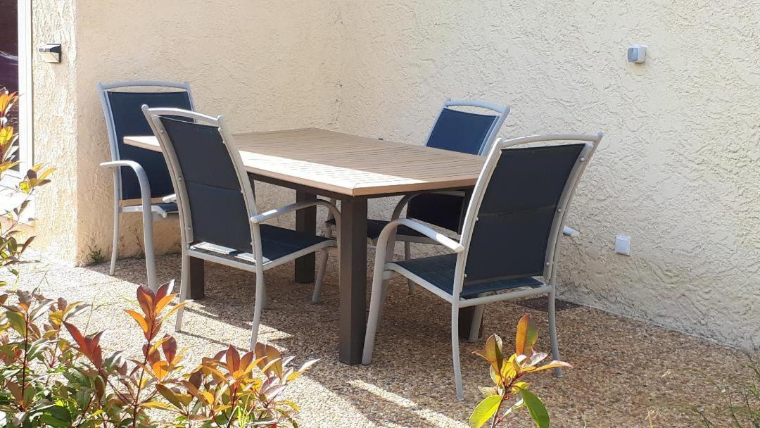 Les Pucines Bis Bas De Villa 29 M2 Luxe Rez De Jardin Climatisation Plein Sud Six-Fours-les-Plages Esterno foto